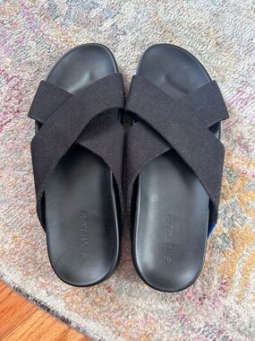 Rothy's The Weekend Sandals